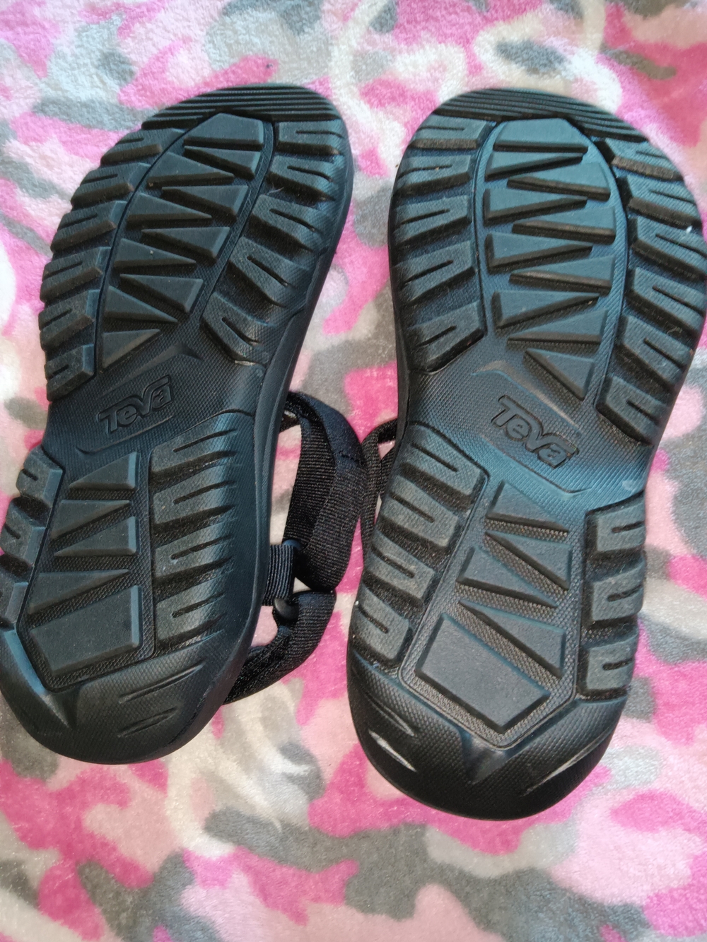 Teva Black Women's Hurricane XLT2 Outdoor Sandals - Picture 6 of 9